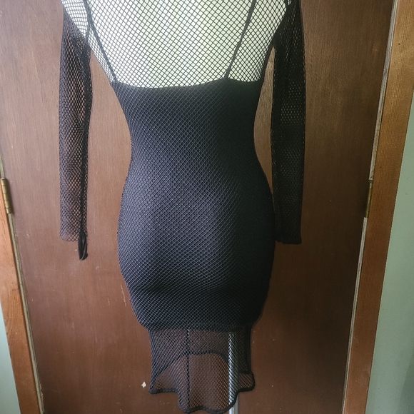 Black cocktail dress - Picture 3 of 5